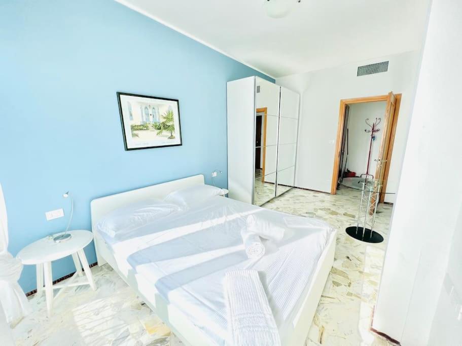 Suite Sunset 18 - Fronte Mare San Remo Extérieur photo