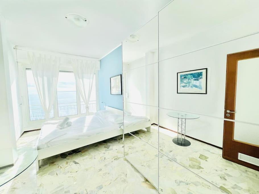 Suite Sunset 18 - Fronte Mare San Remo Extérieur photo