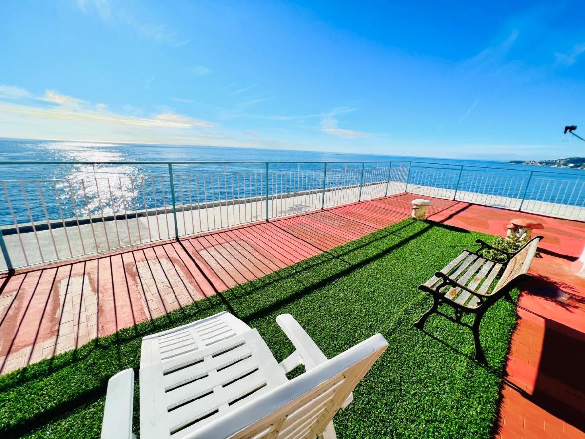 Suite Sunset 18 - Fronte Mare San Remo Extérieur photo
